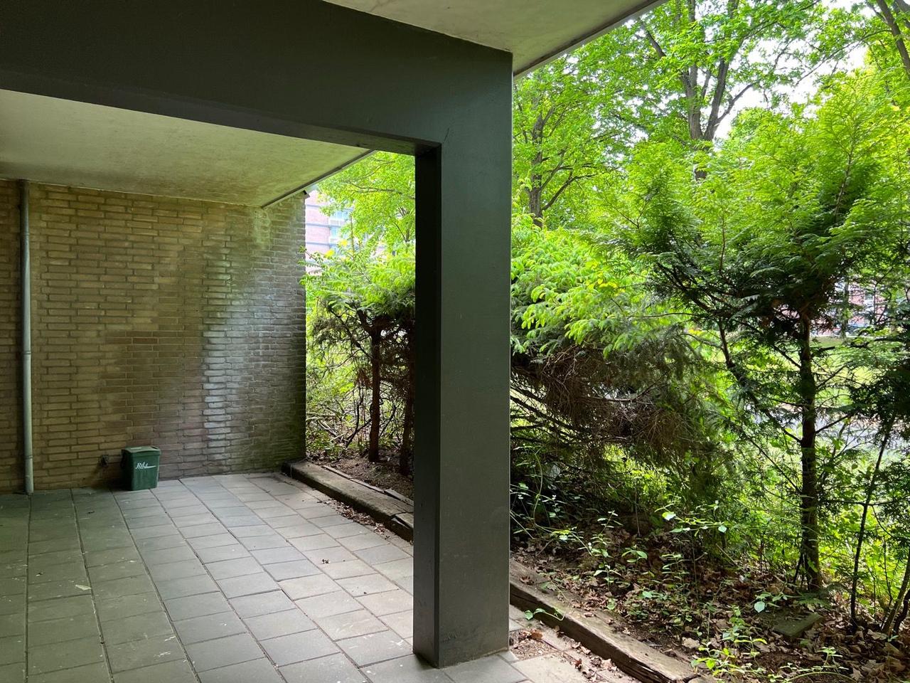 Apartment with Terrace and Private Parking - Image 15