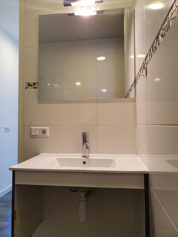 103 m2 on 8th floor in Bijlmer Centrum - Image 12