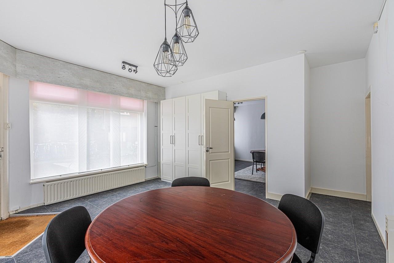 Bright 4-room apartment near Vondelpark - Image 5