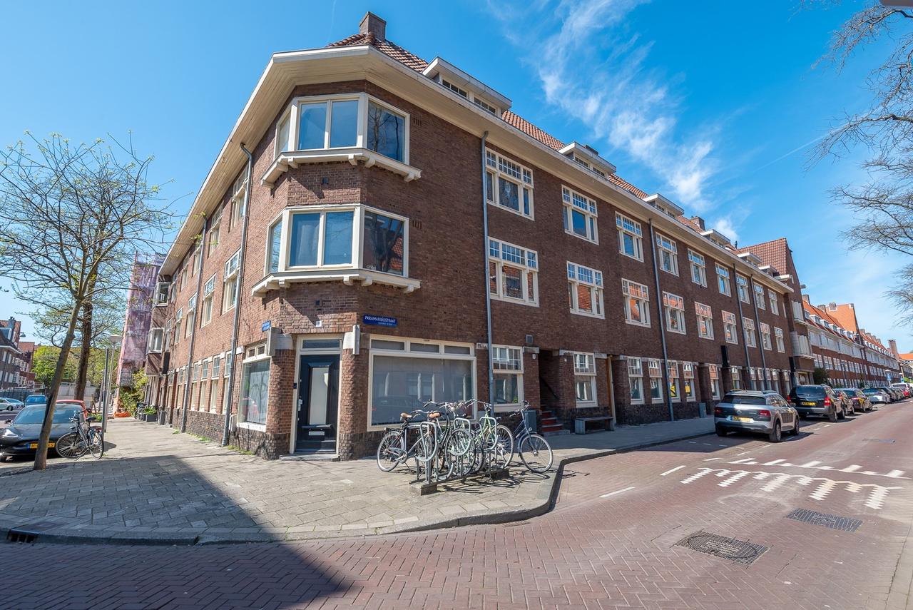 Bright 4-room apartment near Vondelpark - Image 19