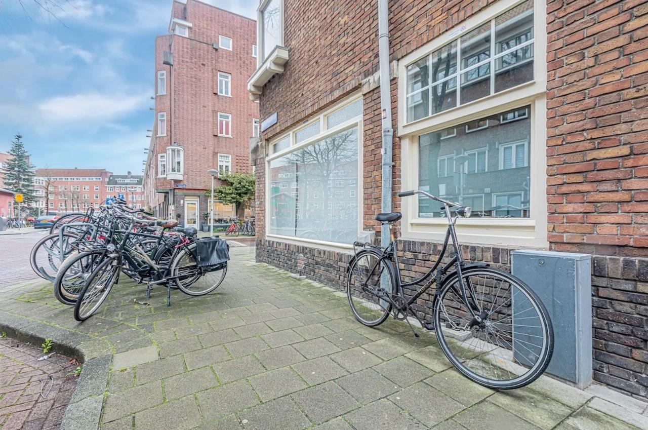 Bright 4-room apartment near Vondelpark - Image 21
