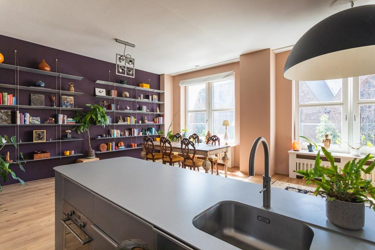134 m² Living in the Heart of The Hague - Image 7