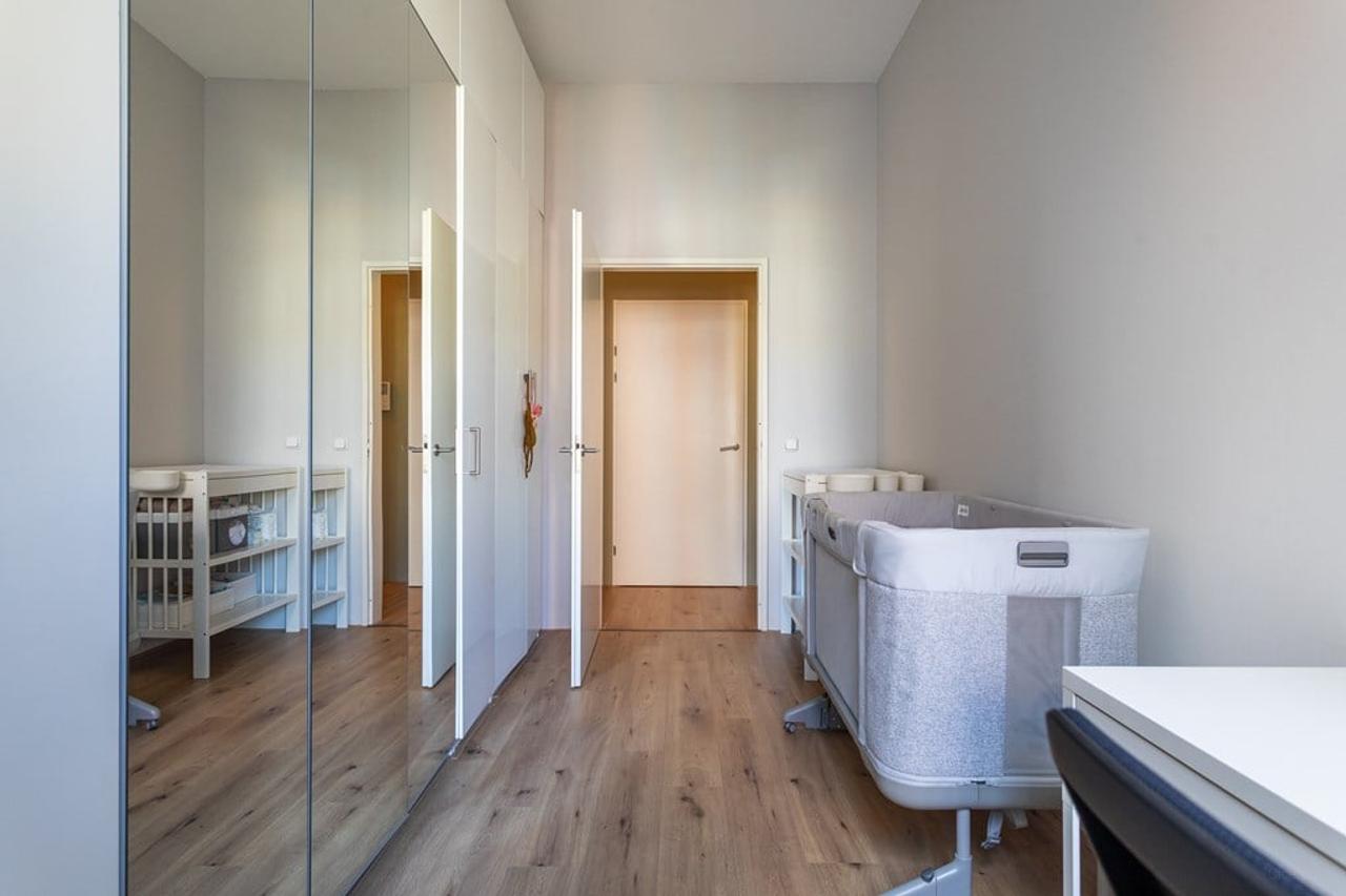 134 m² Living in the Heart of The Hague - Image 22