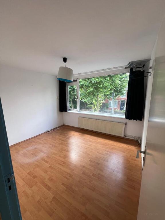 Kamer met terras in Paddepoel-Noord - Afbeelding 6