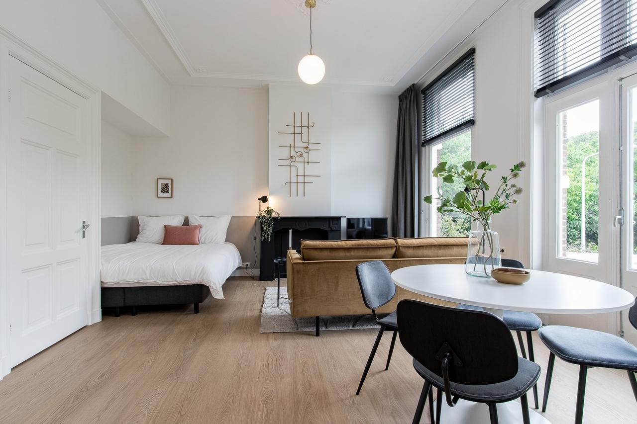 Studio met balkon aan het Kronenburgerpark - Afbeelding 2