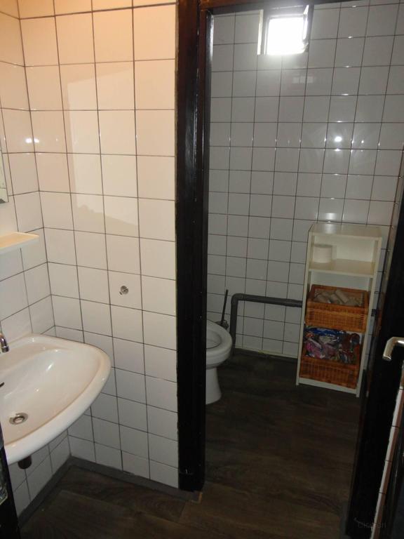 Student Room with Roof Terrace in Sittard - Image 8