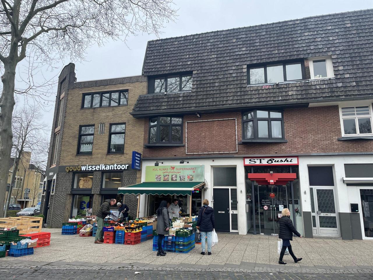 Kamer met groot dakterras in Sittard-Centrum - Afbeelding 1