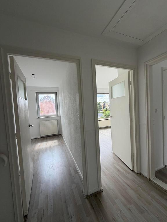 Drive-inwoning met zonnige tuin in Hilversum Zuid - Afbeelding 14