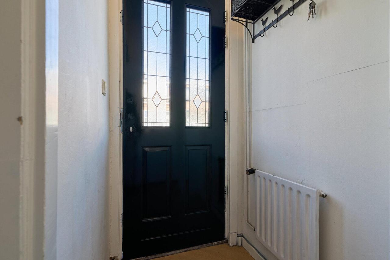 Hoekwoning met 4 slaapkamers en grote tuin - Afbeelding 2