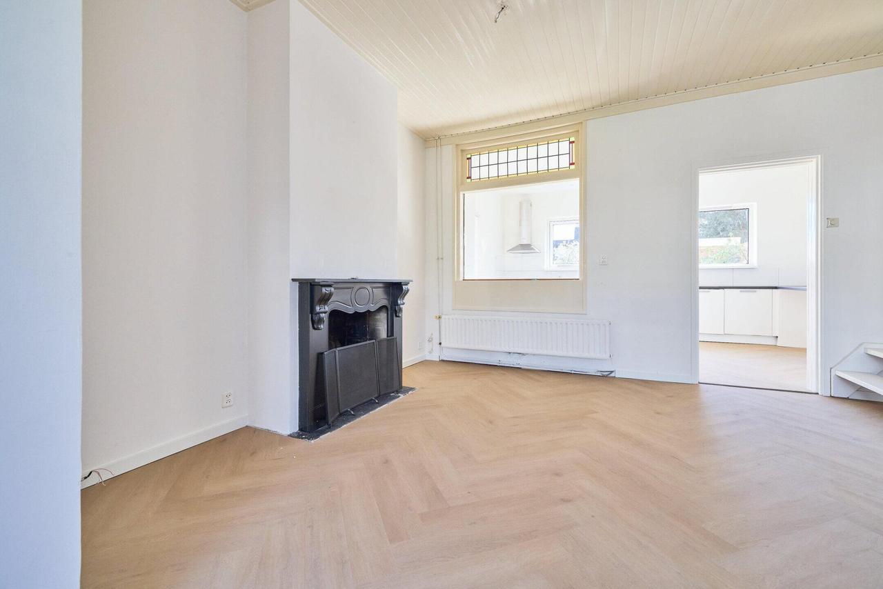 Hoekwoning met 4 slaapkamers en grote tuin - Afbeelding 9