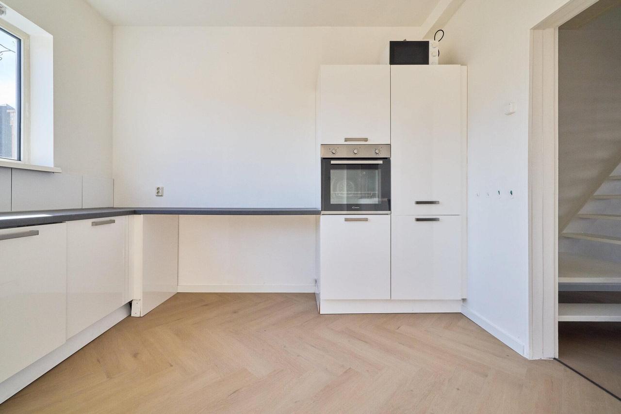 Hoekwoning met 4 slaapkamers en grote tuin - Afbeelding 16