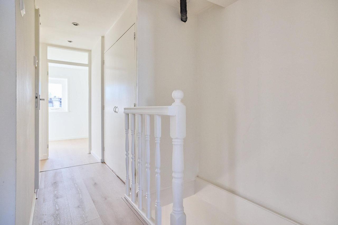 Hoekwoning met 4 slaapkamers en grote tuin - Afbeelding 22