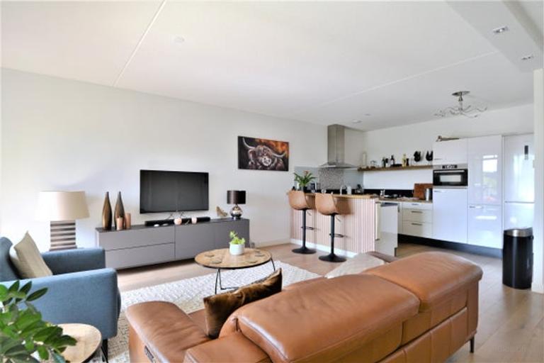 85 m2 apartment with balcony in IJburg - Image 11