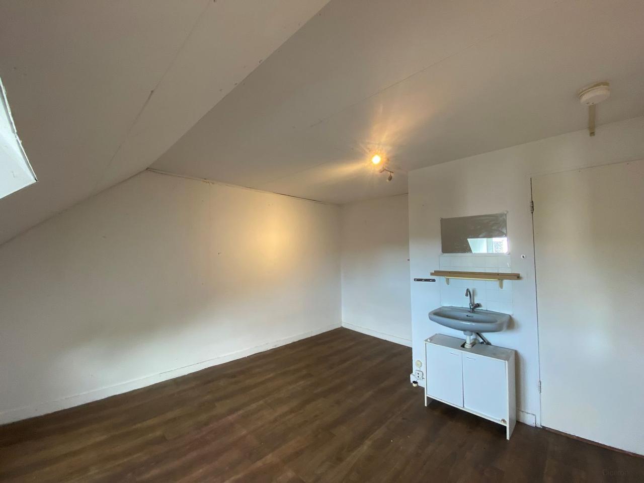 14 m² room near the station - Image 3
