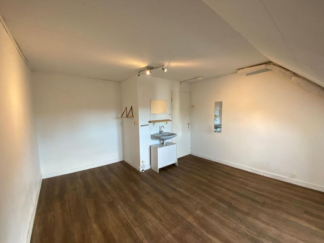 14 m² room near the station - Image 4