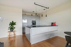 Gemeubileerd 2-slaapkamer appartement in Houthavens - Afbeelding 4