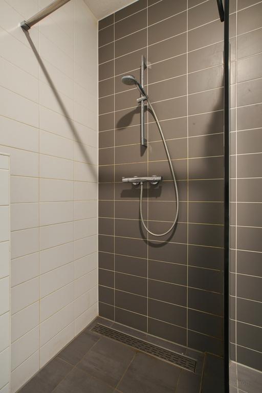 Gemeubileerd 2-slaapkamer appartement in Houthavens - Afbeelding 16