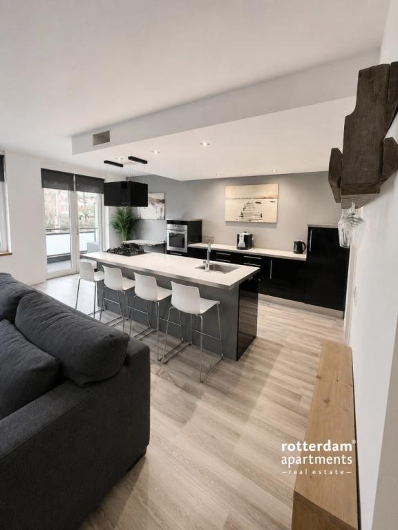 Furnished 2-bedroom apartment with balcony - Image 7