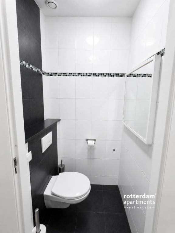 Furnished 2-bedroom apartment with balcony - Image 19