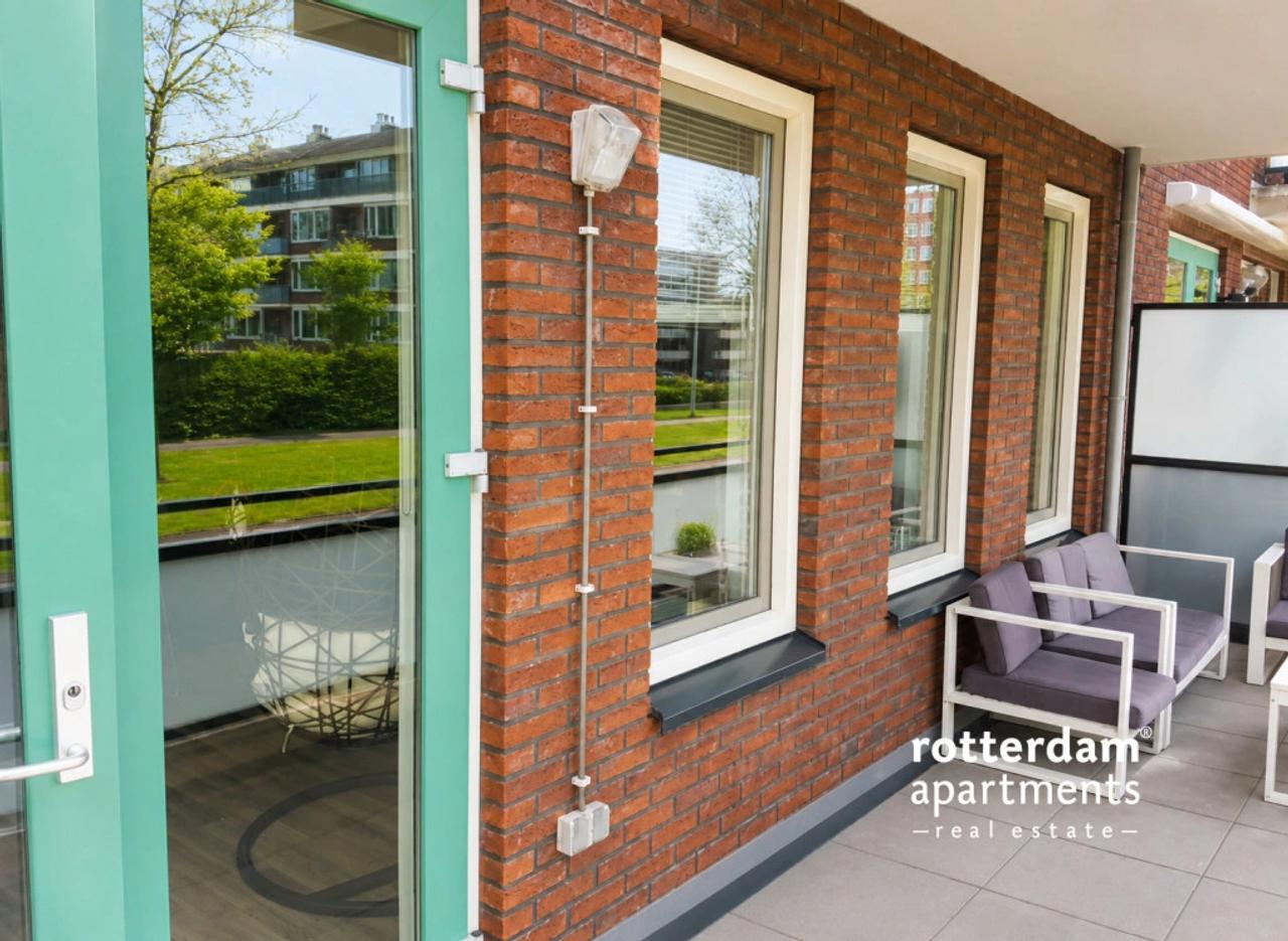 Furnished 2-bedroom apartment with balcony - Image 21