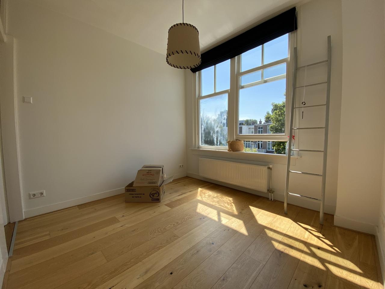 Licht 4-kamer appartement met dakterras - Afbeelding 17