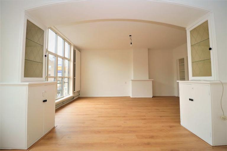 Student Apartment with Balcony in Rubroek - Image 6
