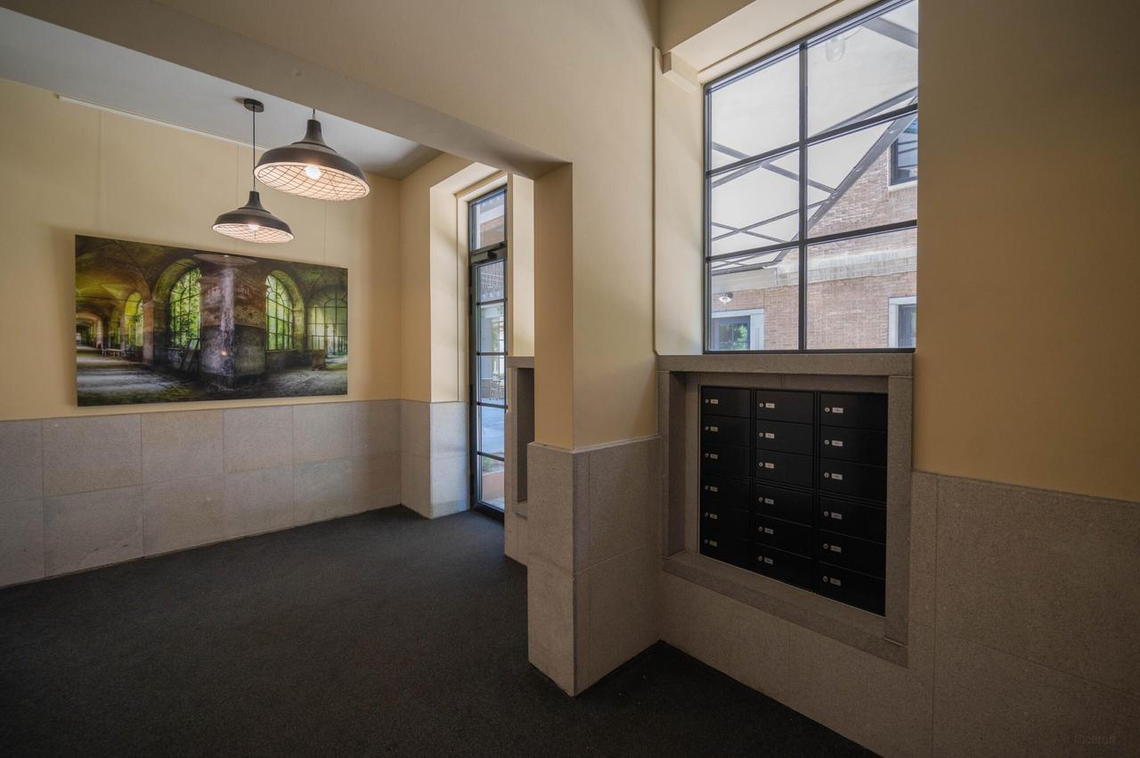 Furnished 3-bedroom apartment in Little C - Image 7