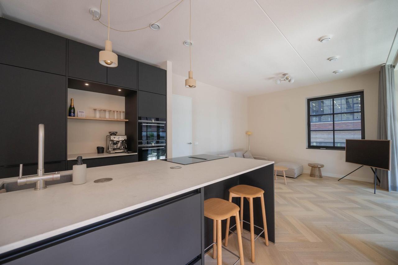 Furnished 3-bedroom apartment in Little C - Image 8