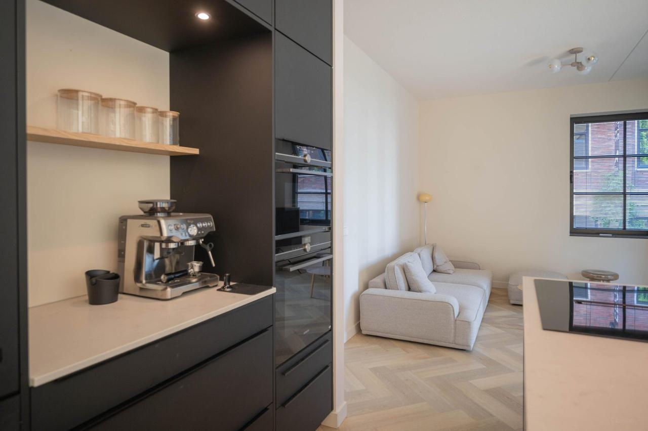 Furnished 3-bedroom apartment in Little C - Image 11