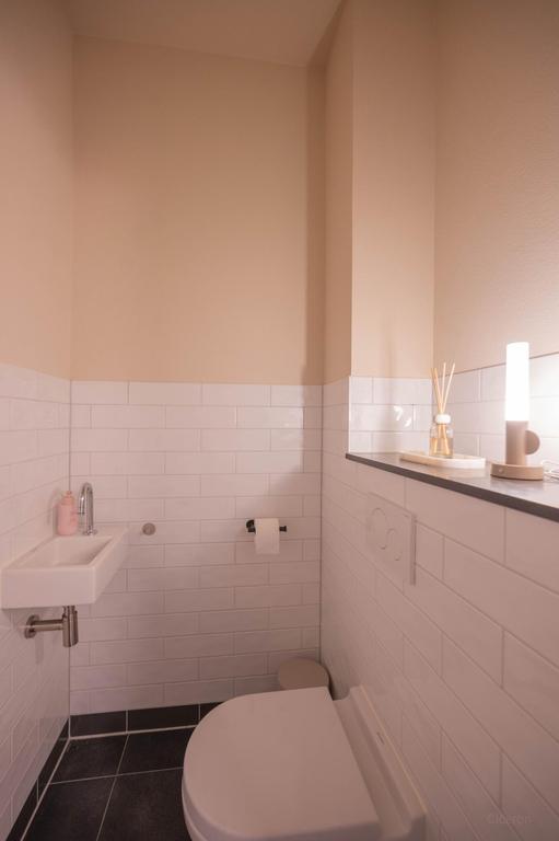 Furnished 3-bedroom apartment in Little C - Image 21