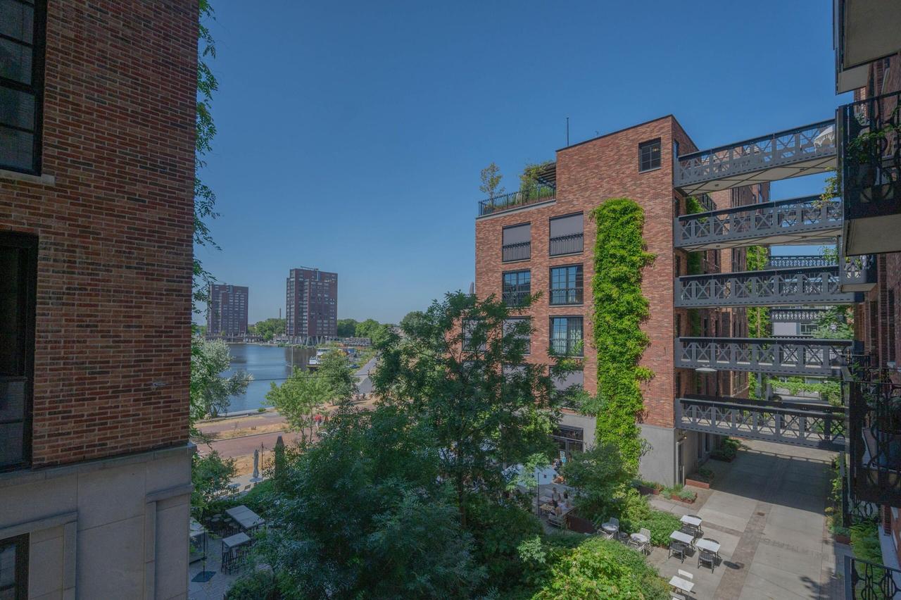Furnished 3-bedroom apartment in Little C - Image 29