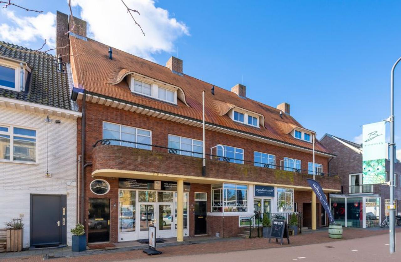 125 m² bovenwoning met dakterras in Bilthoven - Afbeelding 2
