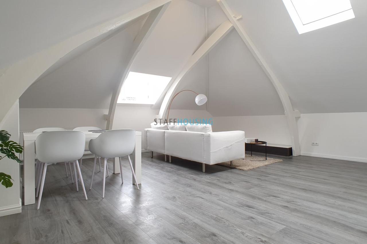 Gemeubileerd 2-kamerappartement in Cool - Afbeelding 4