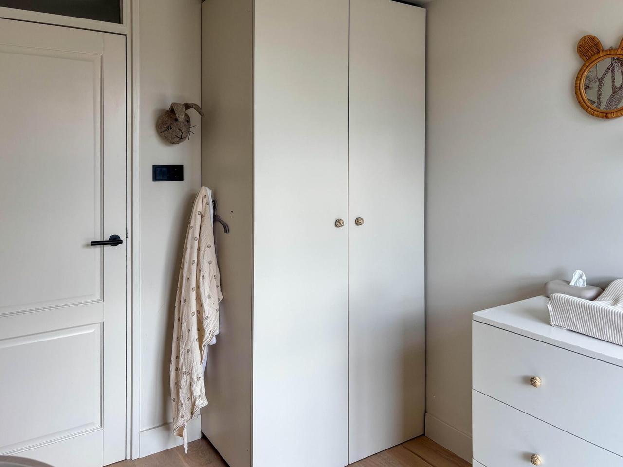 Gemeubileerde hoekwoning met 4 slaapkamers - Afbeelding 28