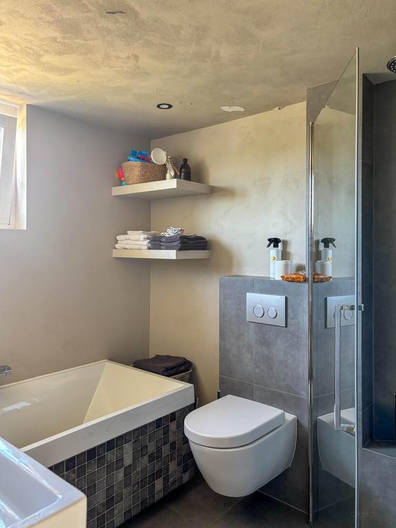 Gemeubileerde hoekwoning met 4 slaapkamers - Afbeelding 29