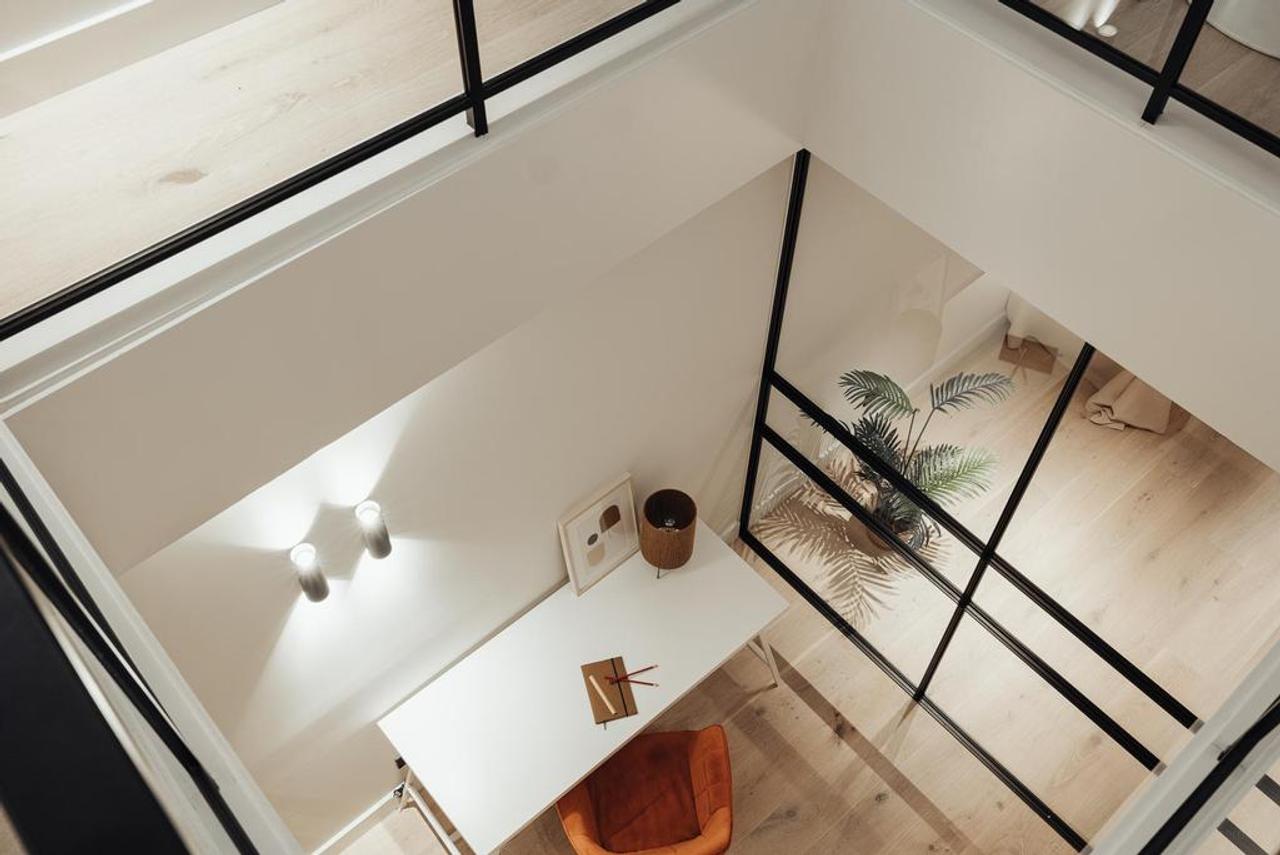 129 m² Living in Amsterdam's Canal District - Image 10