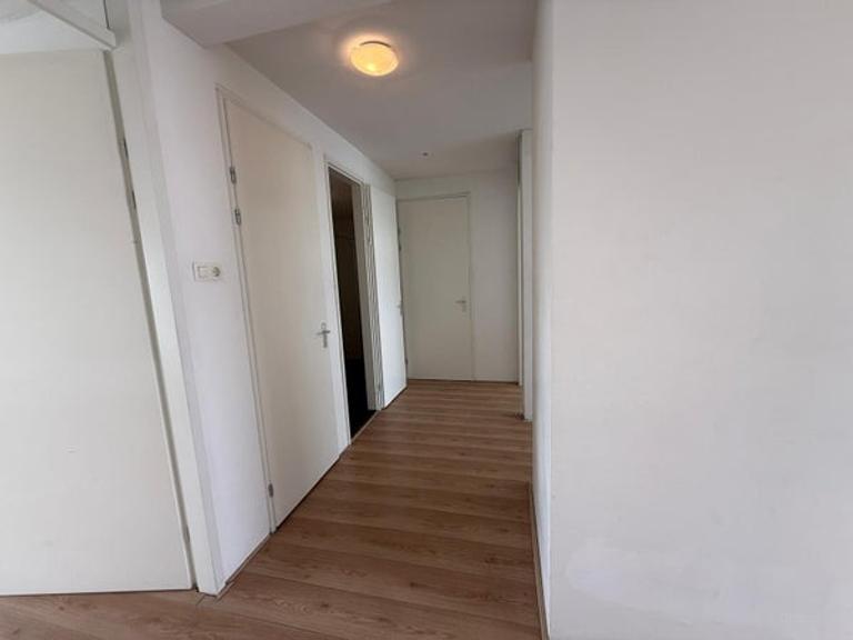 4-kamer appartement bij Delflandplein - Afbeelding 3
