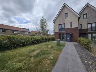 148 m² huis met 5 slaapkamers en tuin