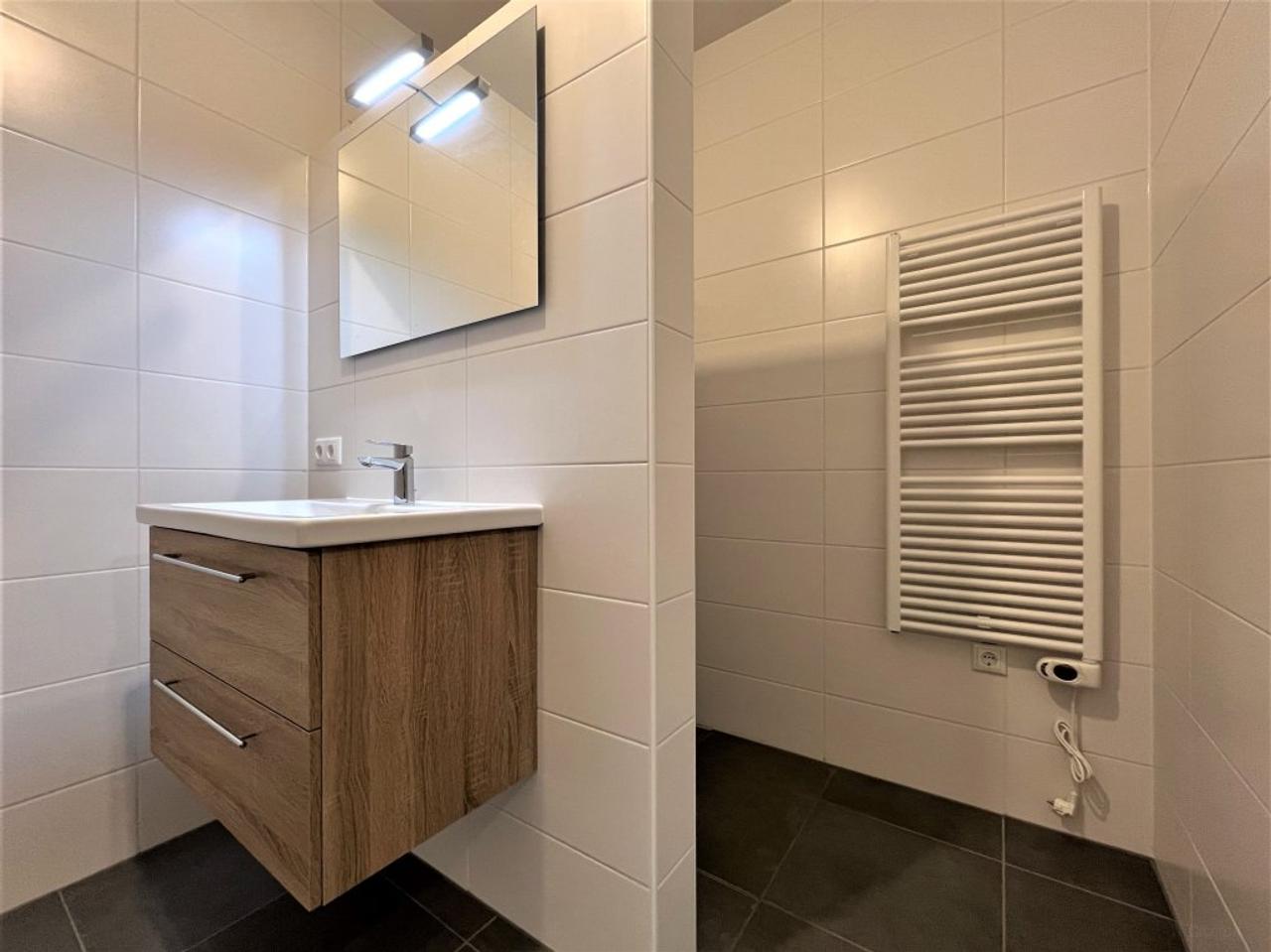 148 m² huis met 5 slaapkamers en tuin - Afbeelding 12