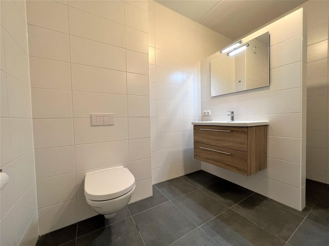 148 m² huis met 5 slaapkamers en tuin - Afbeelding 14