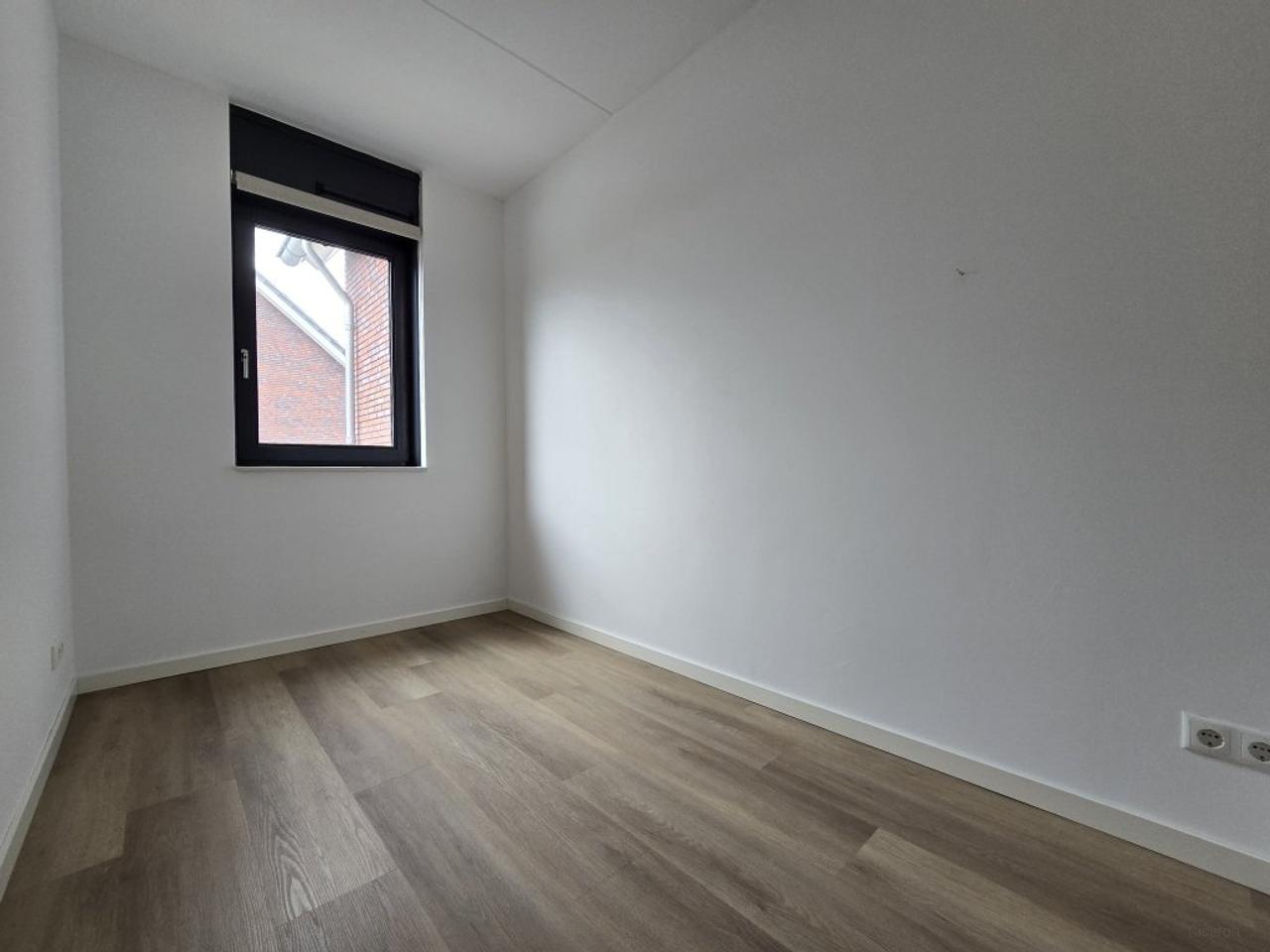 148 m² huis met 5 slaapkamers en tuin - Afbeelding 15