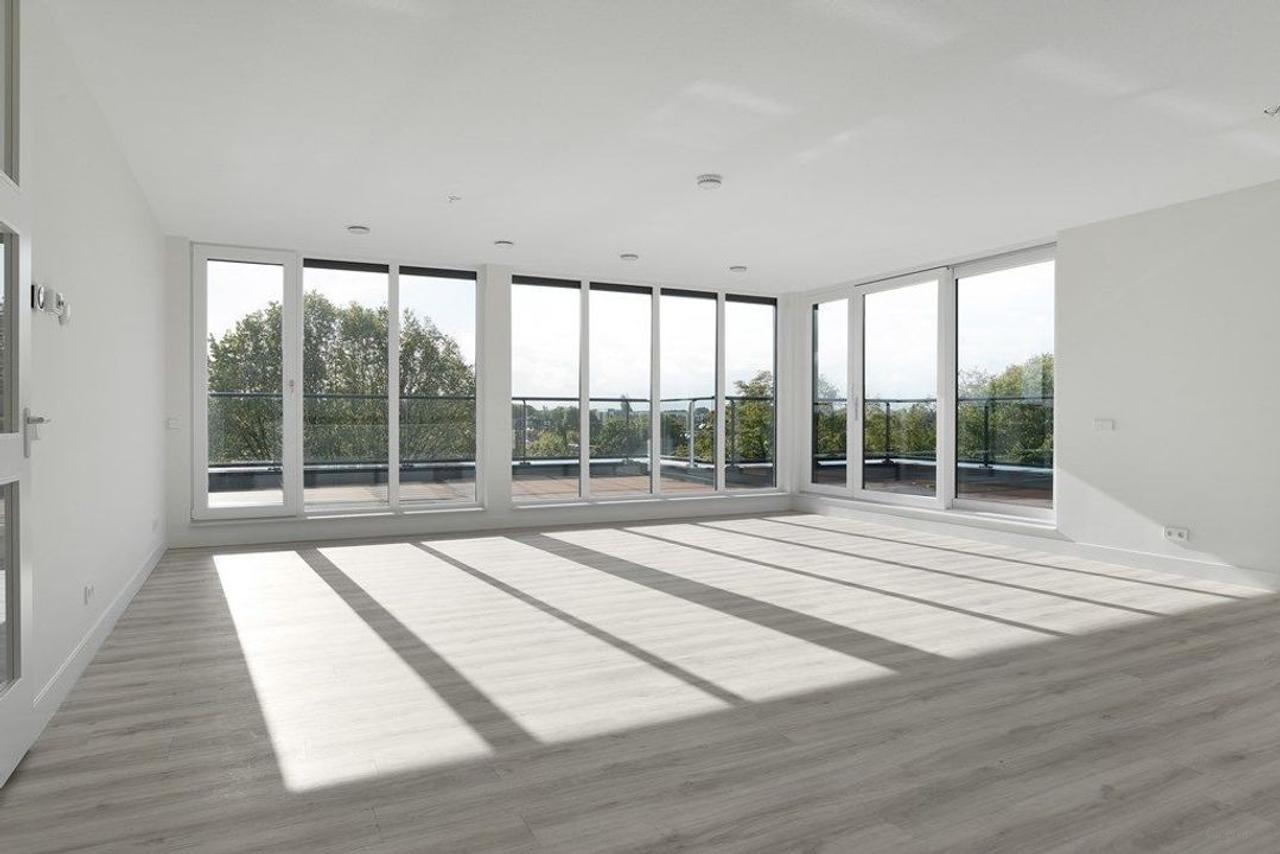 105 m² loft met 2 slaapkamers - Afbeelding 1