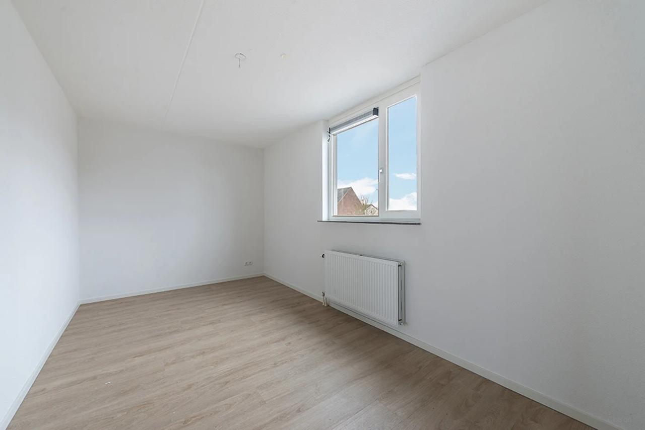 Hoekwoning met oprit en 3 slaapkamers - Afbeelding 10