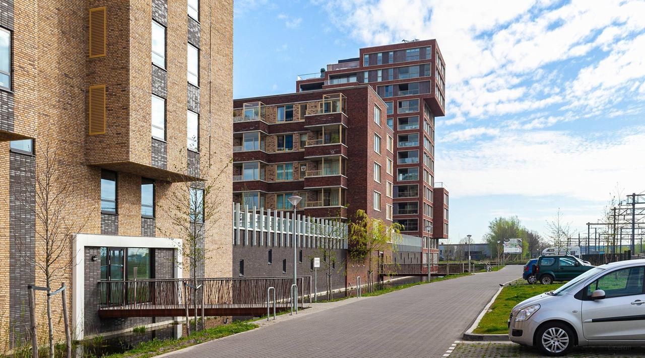 Appartement met balkon en 2 slaapkamers - Afbeelding 1
