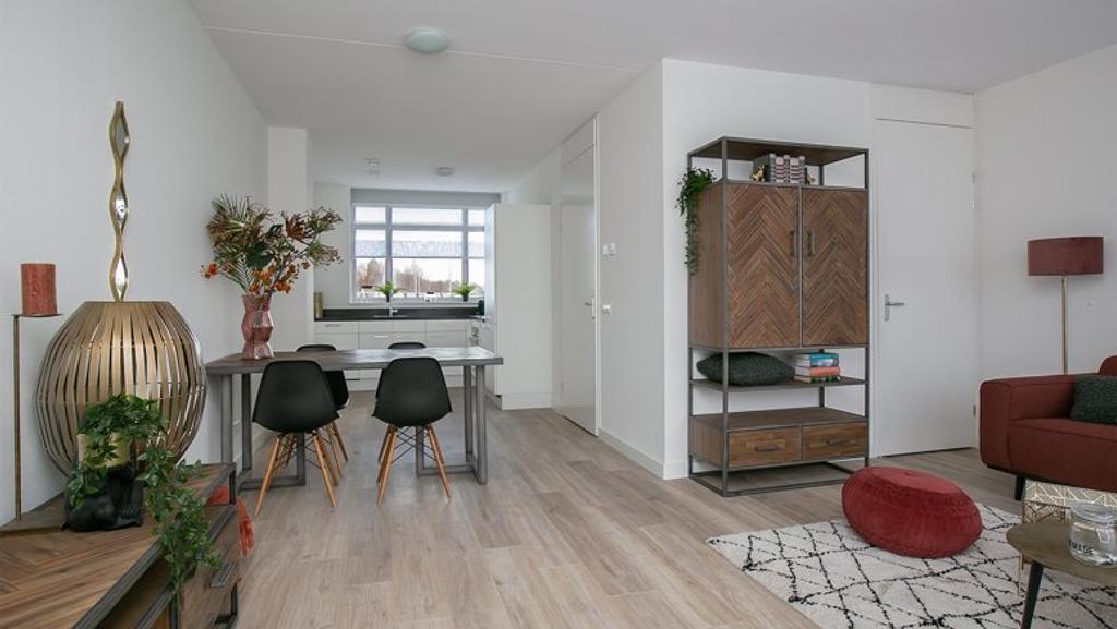 Huis met tuin en 3 slaapkamers in Tilburg - Afbeelding 2