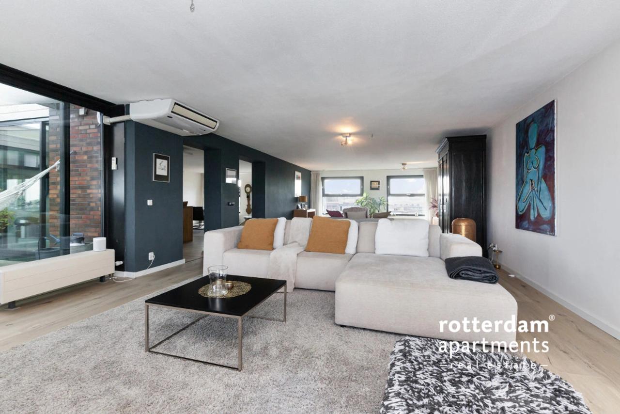 Penthouse van 200 m² met dakterras en uitzicht - Afbeelding 1