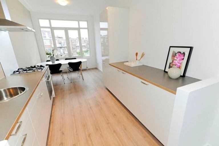 Licht 2-slaapkamerappartement met balkon - Afbeelding 4