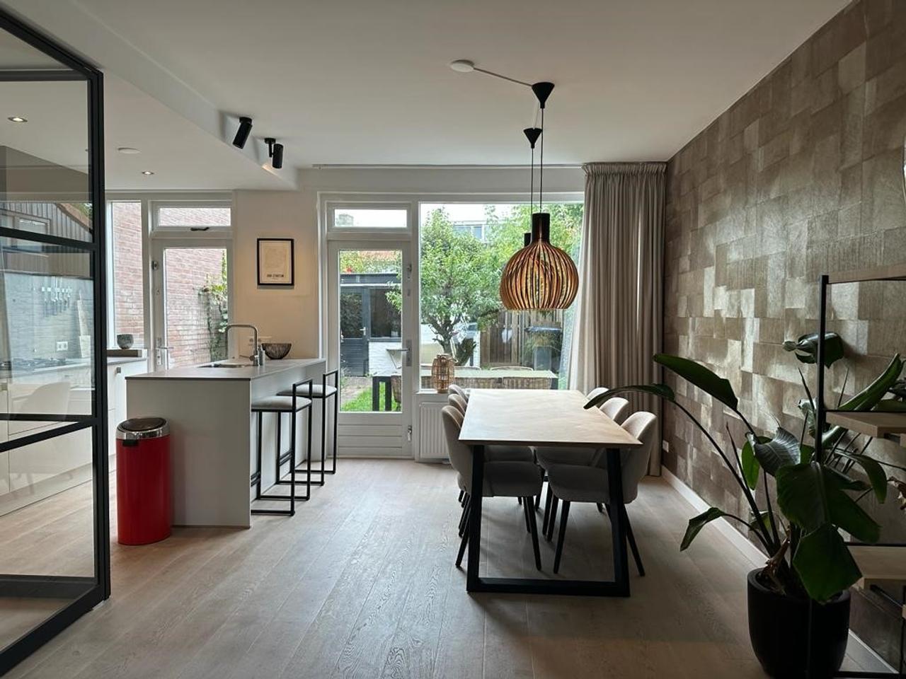 Furnished house for rent in Stratum - Image 9