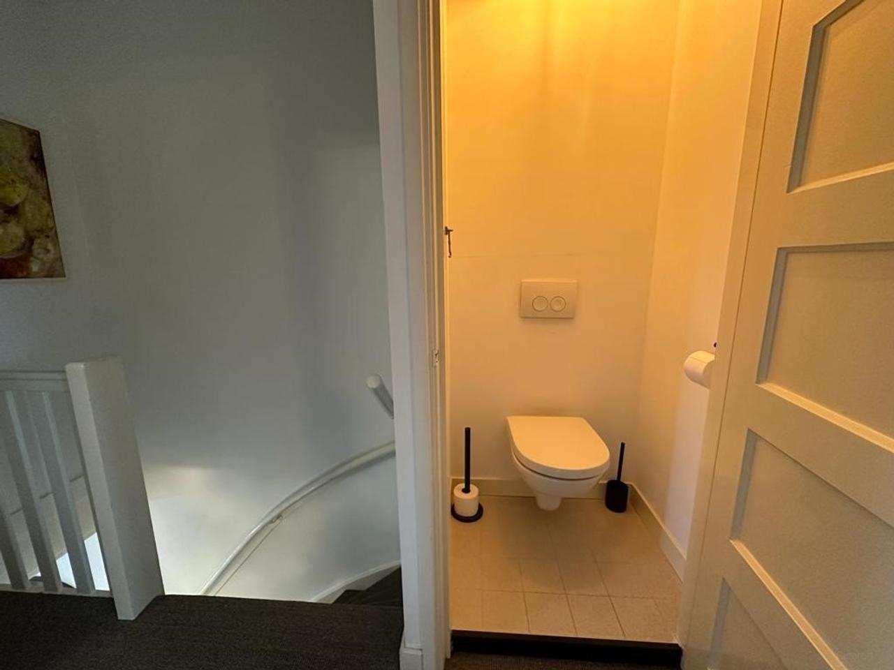 Furnished house for rent in Stratum - Image 13