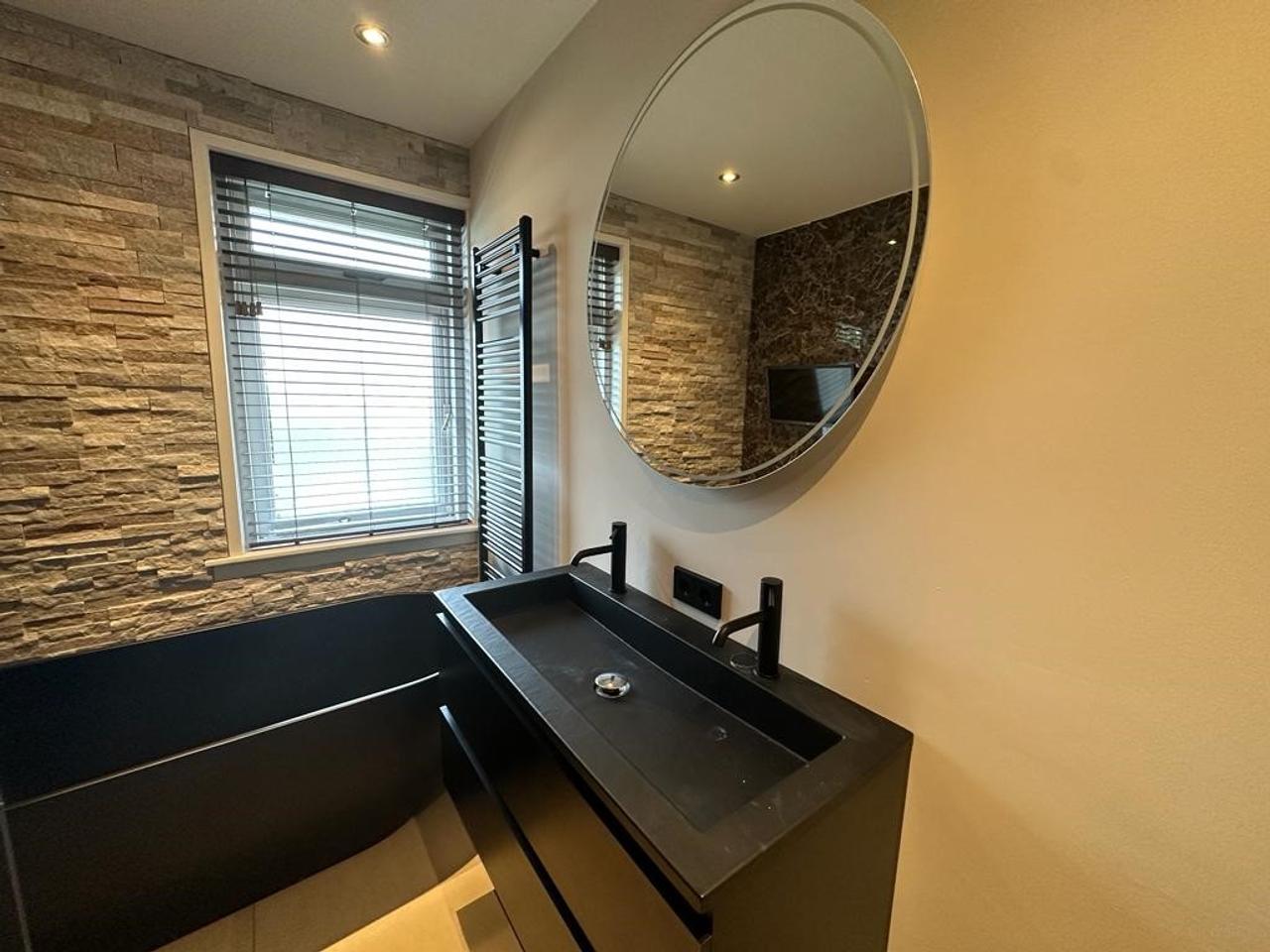 Furnished house for rent in Stratum - Image 19